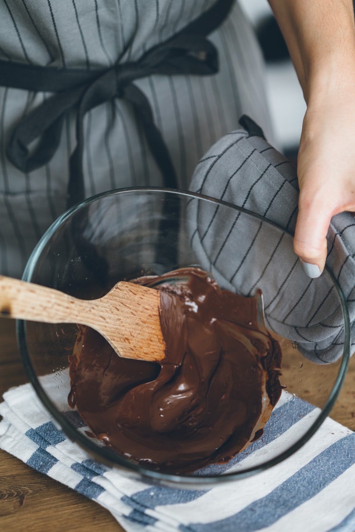 Csokiolvasztás és egyéb hasznos trükkök sütéshez