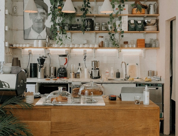Cafécore: így varázsold a kedvenc kávézód hangulatát az otthonodba