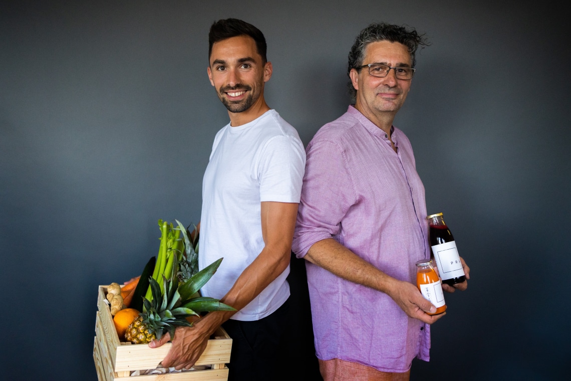 Apa és fia összefogott, ma mennyei frissen préselt italokat készítenek – interjú a Präs megálmodóival