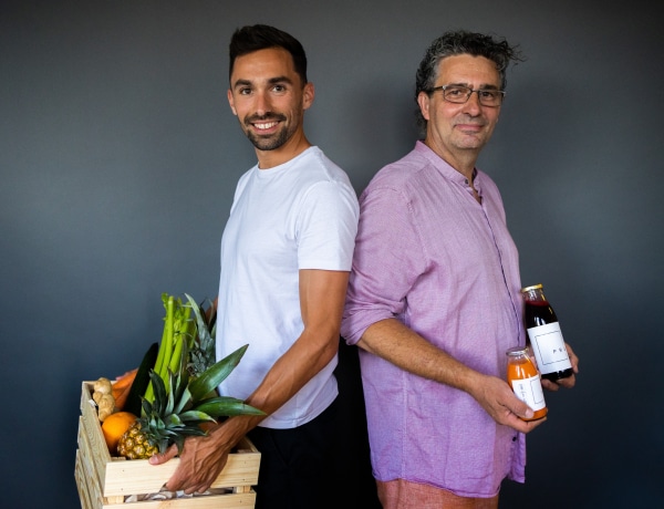 Apa és fia összefogott, ma mennyei frissen préselt italokat készítenek – interjú a Präs megálmodóival