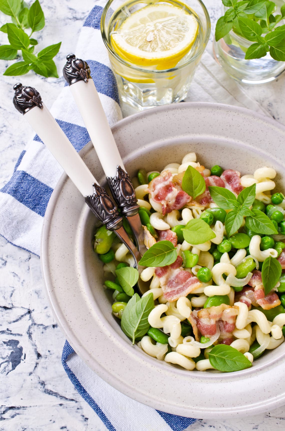 Tavaszi tésztasaláta