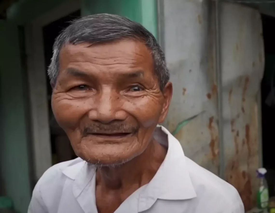 Ngoc Thai, aki sosem alszik