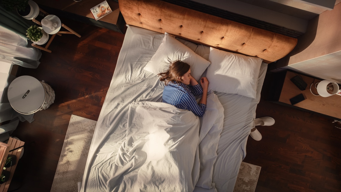Így aludj, ha fáj a derekad – Melyik póz a legideálisabb?