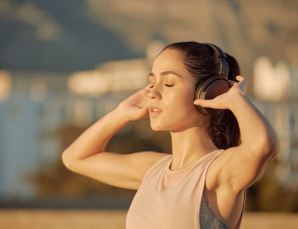 Ez az 5 legjobb fej-, és fülhallgató sportoláshoz