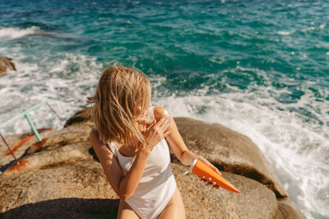 Mi szóltunk: ezeket a termékeket semmiképp NE hagyd ki a nyaralós neszeszeredből!