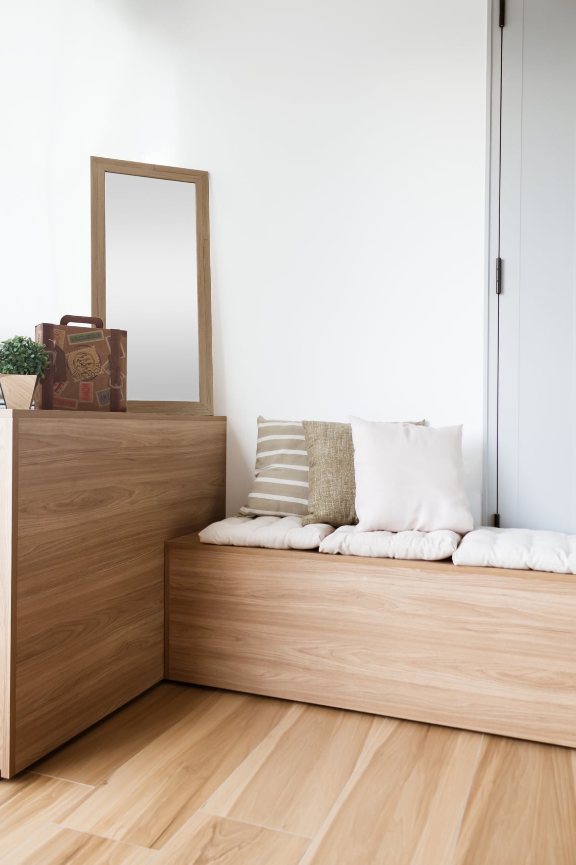 Tárolós padba, ottománba, puffba is kerülhetnek