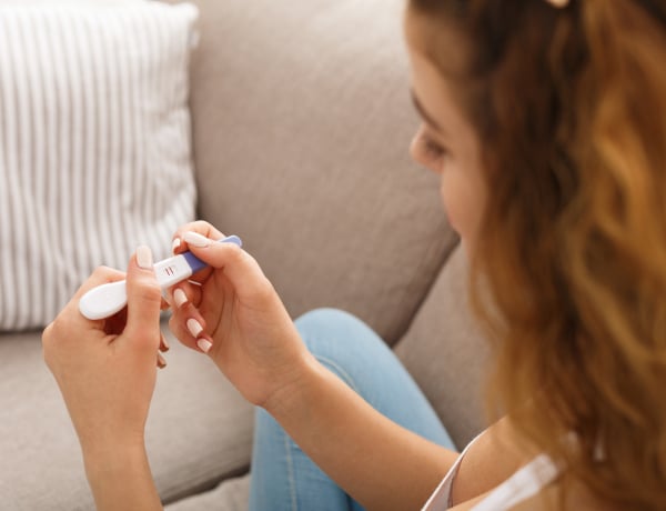 Nem csak a férfiakkal történik meg, hogy a párjuk csapdába ejti őket a gyerekkel. 10 nő tanulságos története