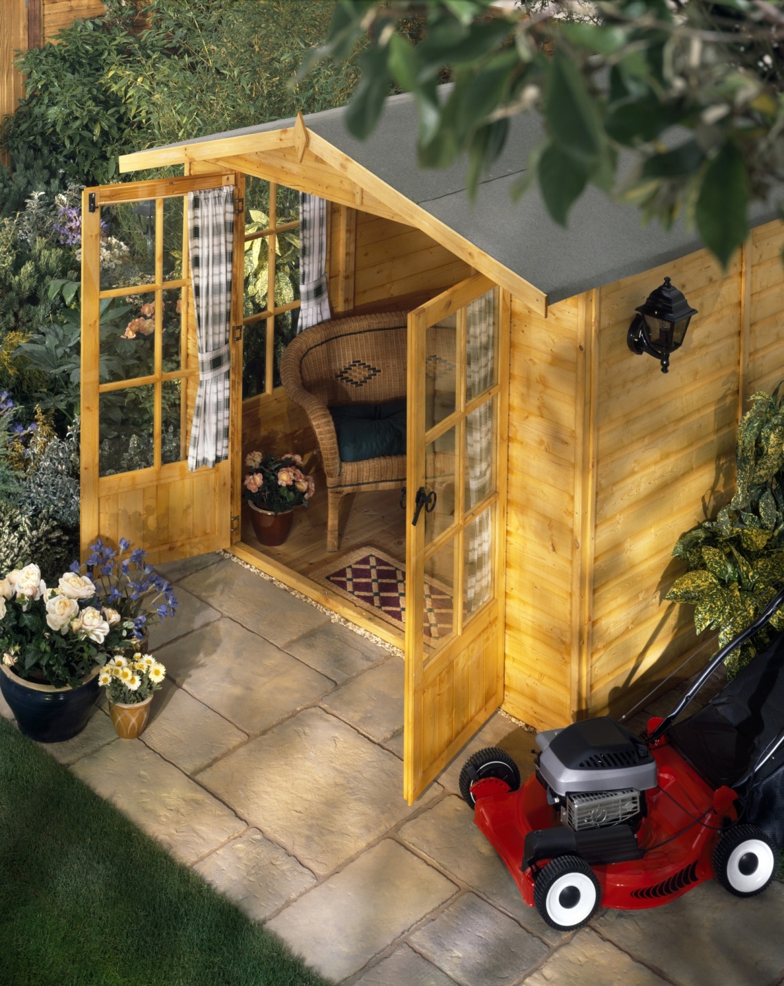 Kerti bútorok és eszközök