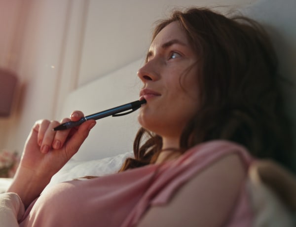 Tényleg kevesebb hibát követünk el és gyorsabban gondolkodunk, ha menstruálunk?