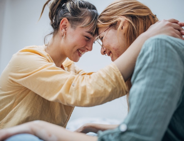 „Lány létemre mindig a lányoktól liftezett a hasam” Mikor jöttél rá, hogy a saját nemedhez vonzódsz?