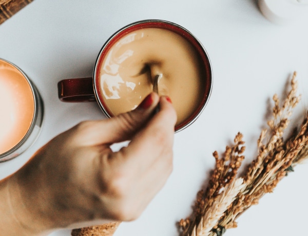 Trükközz így kávézáskor, és tovább tarthat a koffein hatása