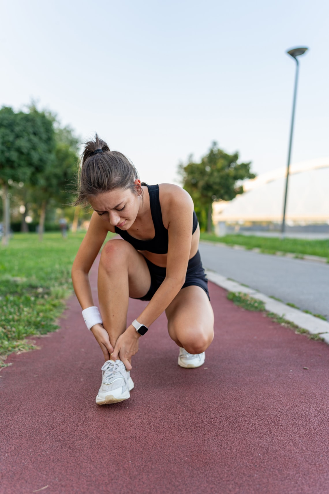 Aki másnak vermet ás