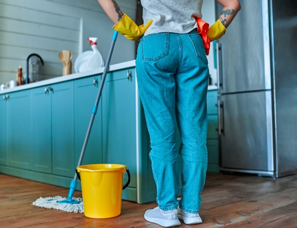 6 felmosási hiba, amelyek károsítja a padlót és koszosan hagyja azt