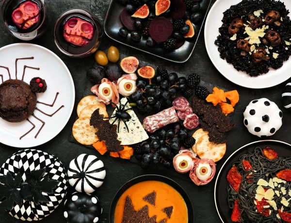 Halloweeni étel dekorációk, amiknek hála a gyerekek is megeszik majd a zöldségeket