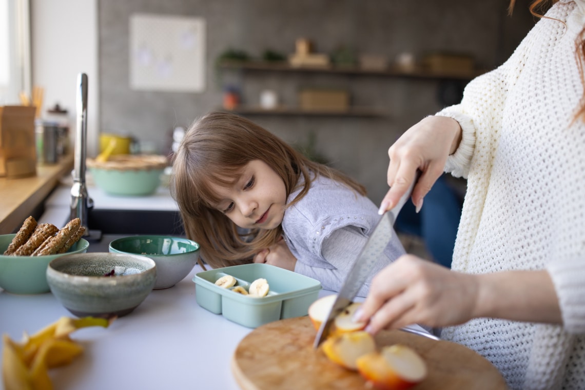 Bűntudat, megmaradt tízórai és spórolás, avagy így csomagolunk a gyerekeinknek 