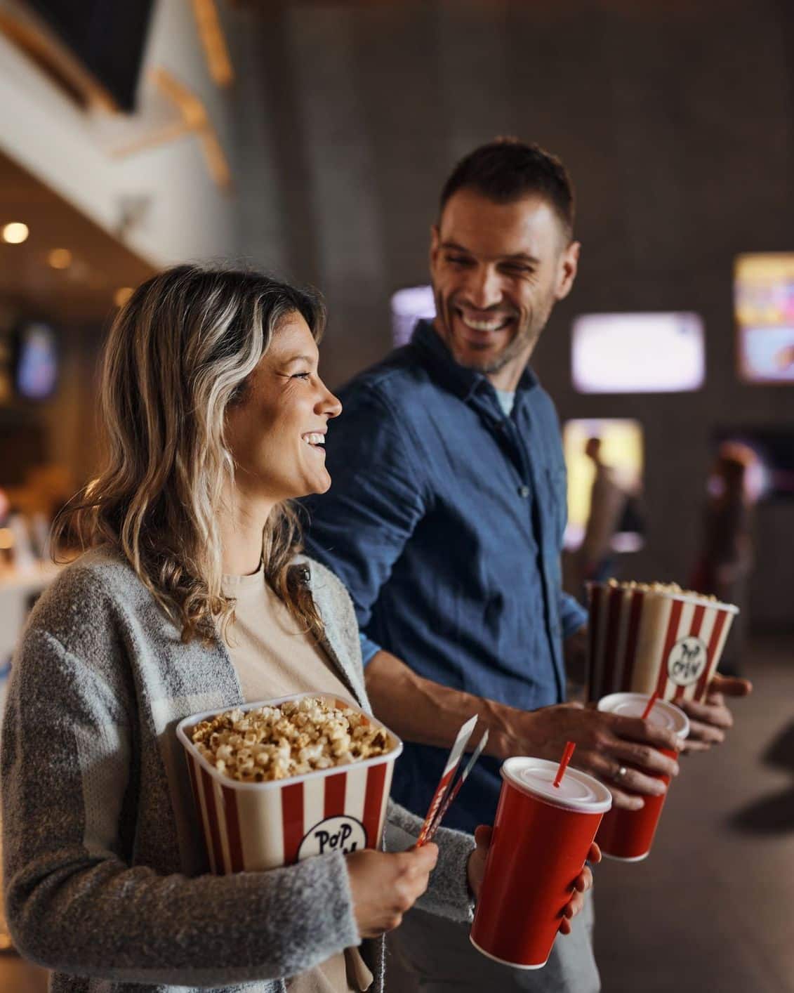 Ne beszélgessetek a filmről az előcsarnokban