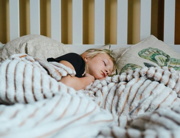 Az életminőséget alapjaiban befolyásolja, mikor fekszik le aludni a gyermeked 