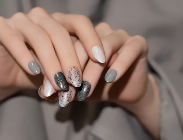 6 inspiráló köröm ötlet az újévre