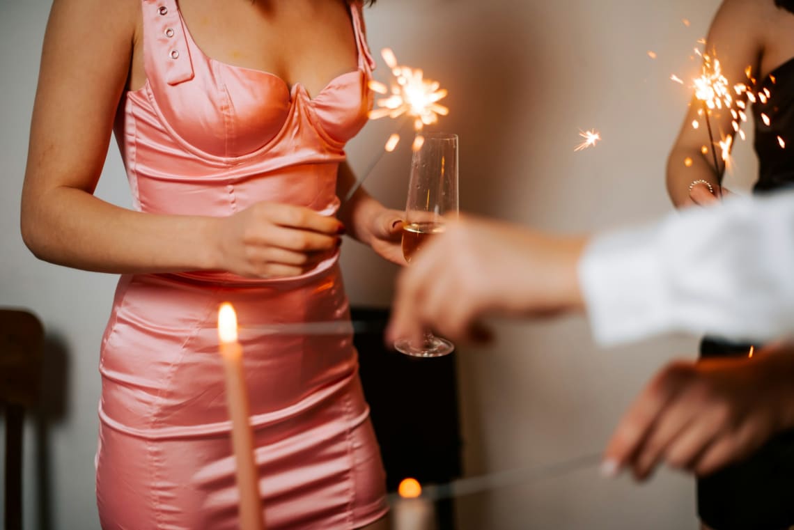 5 izgalmas szilveszteri szett, amit a meglévő ruháidból is összeállíthatsz