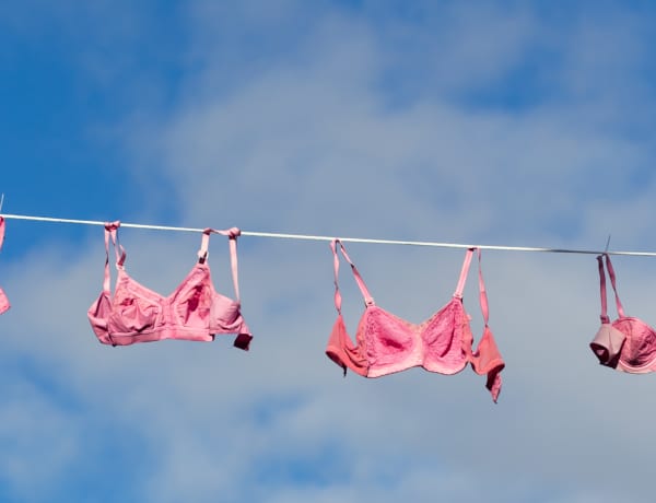 Ilyen gyakran érdemes mosnod a melltartókat
