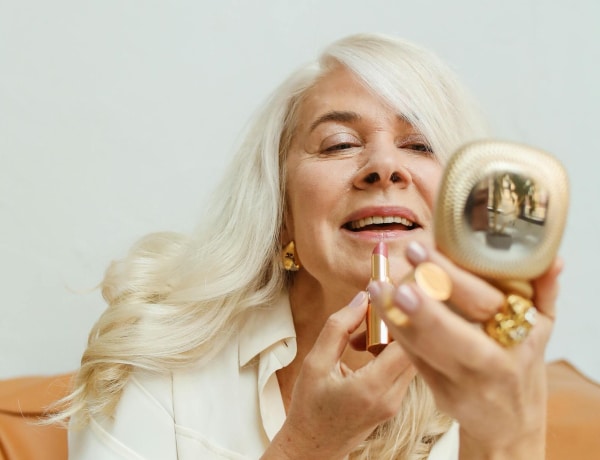 Kortalan bölcsességek: 50 feletti nők tanácsai a fiataloknak