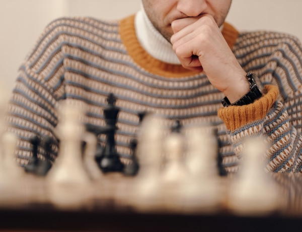 „Szerelmi bánatból elkezdett pornózni” – Amikor valaki egy nap alatt tette tönkre az életét