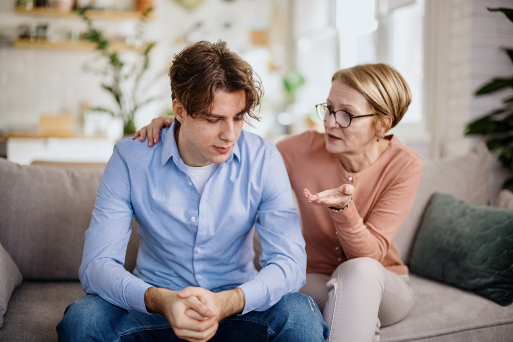 Pasi kapcsolata anyjával