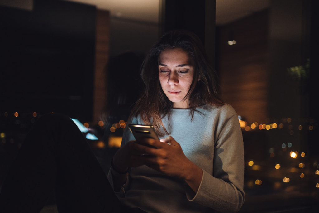 Kreatív segélyhívások története