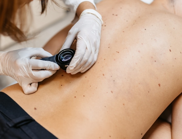 „Szia Petikém, képzeld, száj-gonorreám van!” – Durva sztorik a bőr- és nemibeteg gondozóból