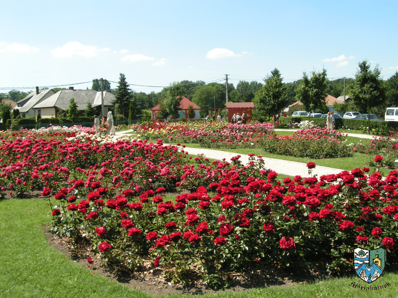 Máriakálnok Rózsakert