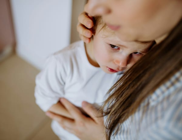 „Rossz vagyok és nem szeretnek“ – Így kezeld a gyerek negatív érzéseit