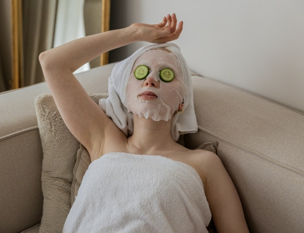 „Vizes hajat vasaltam és leégett” 12 katasztrofálisan végződő szépség baki