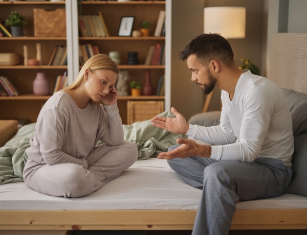 Ha az összebújás elmarad: Mit jelent, ha visszautasítják az intimitást?