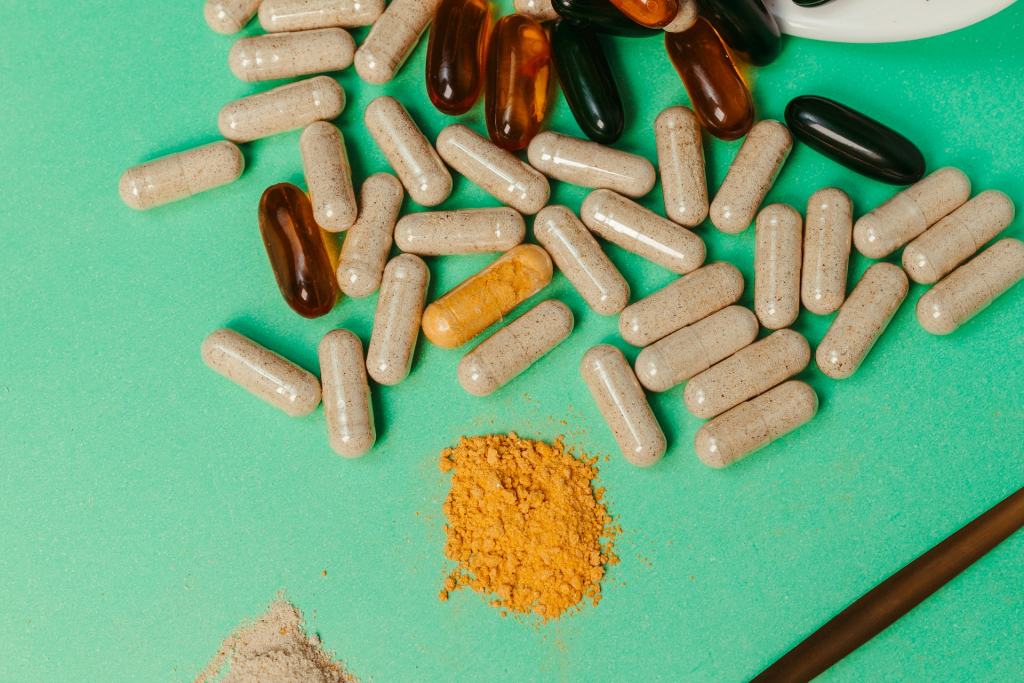 Mikor szedjük a vitaminokat? Így fokozhatod hatásukat a megfelelő időzítéssel