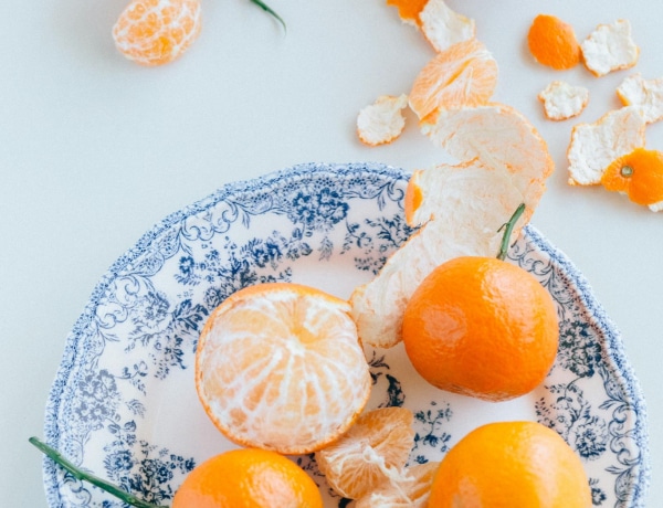 Így használhatod a narancshéjat a kertben: szebb növények, kevesebb kártevő