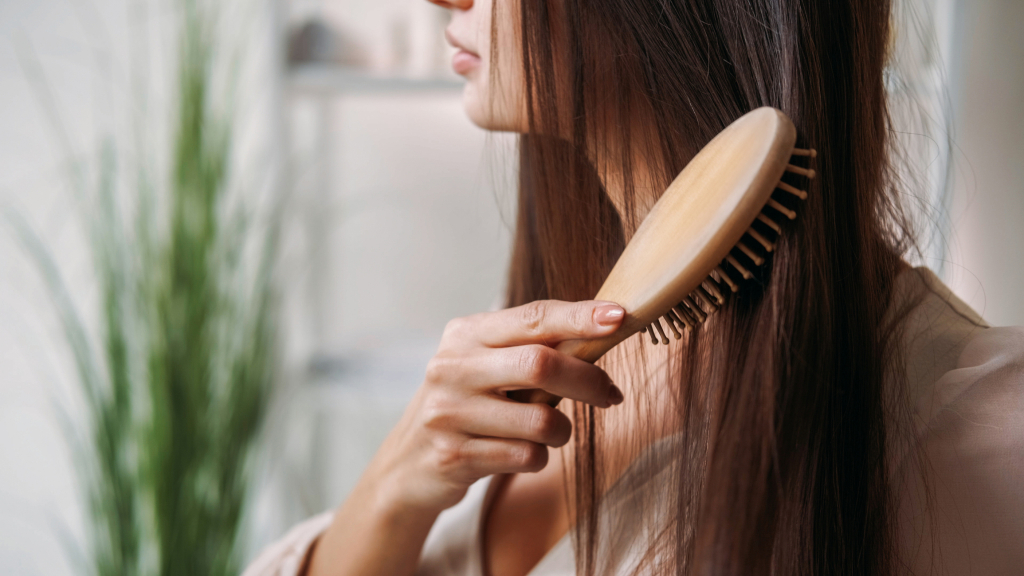A luxus hajkefe a legújabb beauty őrület: de tényleg megéri az árát?