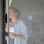 Így tisztítsd meg a szúnyoghálót a portól és a pollenektől