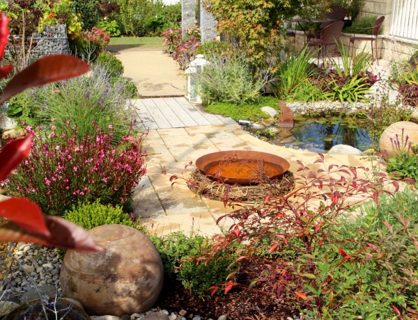 A méregdrágától a pár ezer forintos megoldásig: így lehet kerti tavad neked is