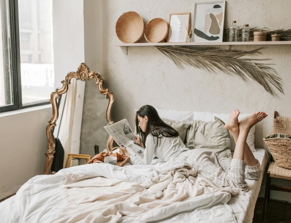 Így lesz a kis lakásból otthonos, vidám, szabadságot idéző oázis – 5 boho inspiráció