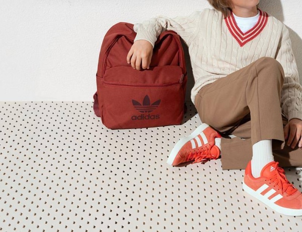 Mely iskolatáska modelleket imádják a tinik? Csekkold, melyik stílus hódít 2025-ben!
