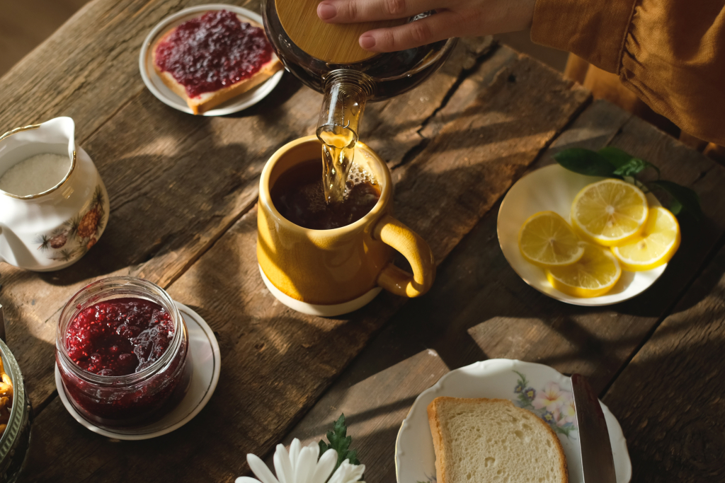Salátatea: A furcsa ital, amitől úgy alszol, mint a bunda