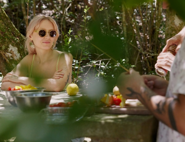 Tényleg csak a magyar morcos? Határon túli utazásom tanulságai