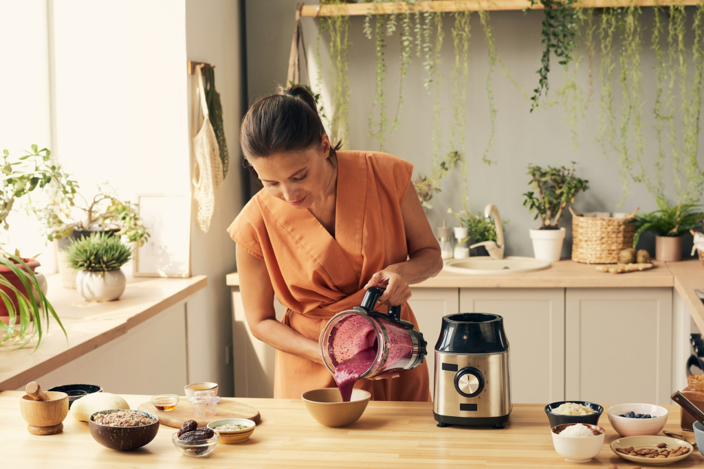 Van egy praktikám, amivel minden smoothie isteni lesz + az 5 kedvenc turmixom