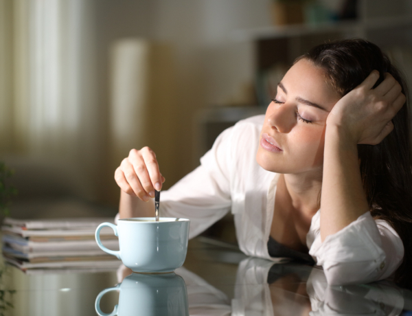 A TikTok trend szerint kimerültségre kortizol koktélt kell innod. Tényleg segít?