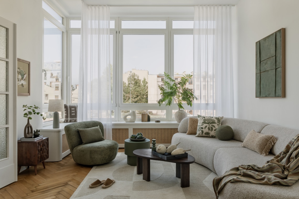Napfényes minimalizmus: így rendezd át a lakásod, hogy levegősebb legyen