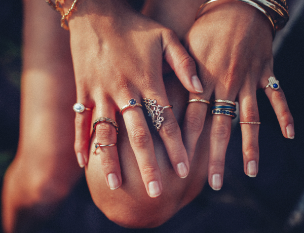 Arany és ezüst ékszerek együtt? 5 stylist tipp