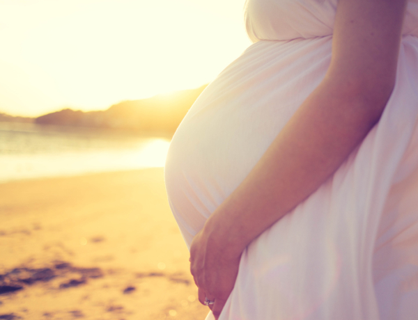 Forróság, stressz, hormonok – így hathat a klímaváltozás a babatervezésre és a terhességre