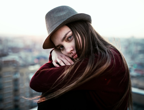 „Nem lettem erősebb, csak lelkileg sérült” – Hogyan változtatta meg a pszichédet a trauma?