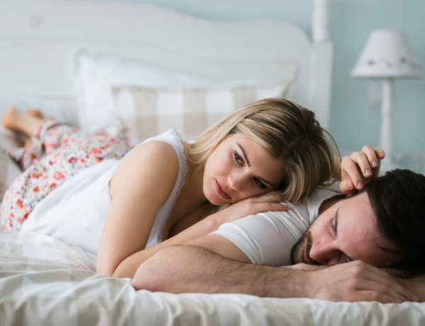 Férfiakat kérdeztünk, miért érzelmileg elérhetetlenek szex után