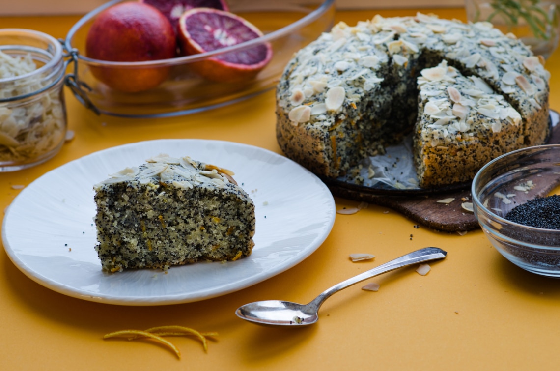 Így készíts mennyei máktortát cukor és glutén nélkül